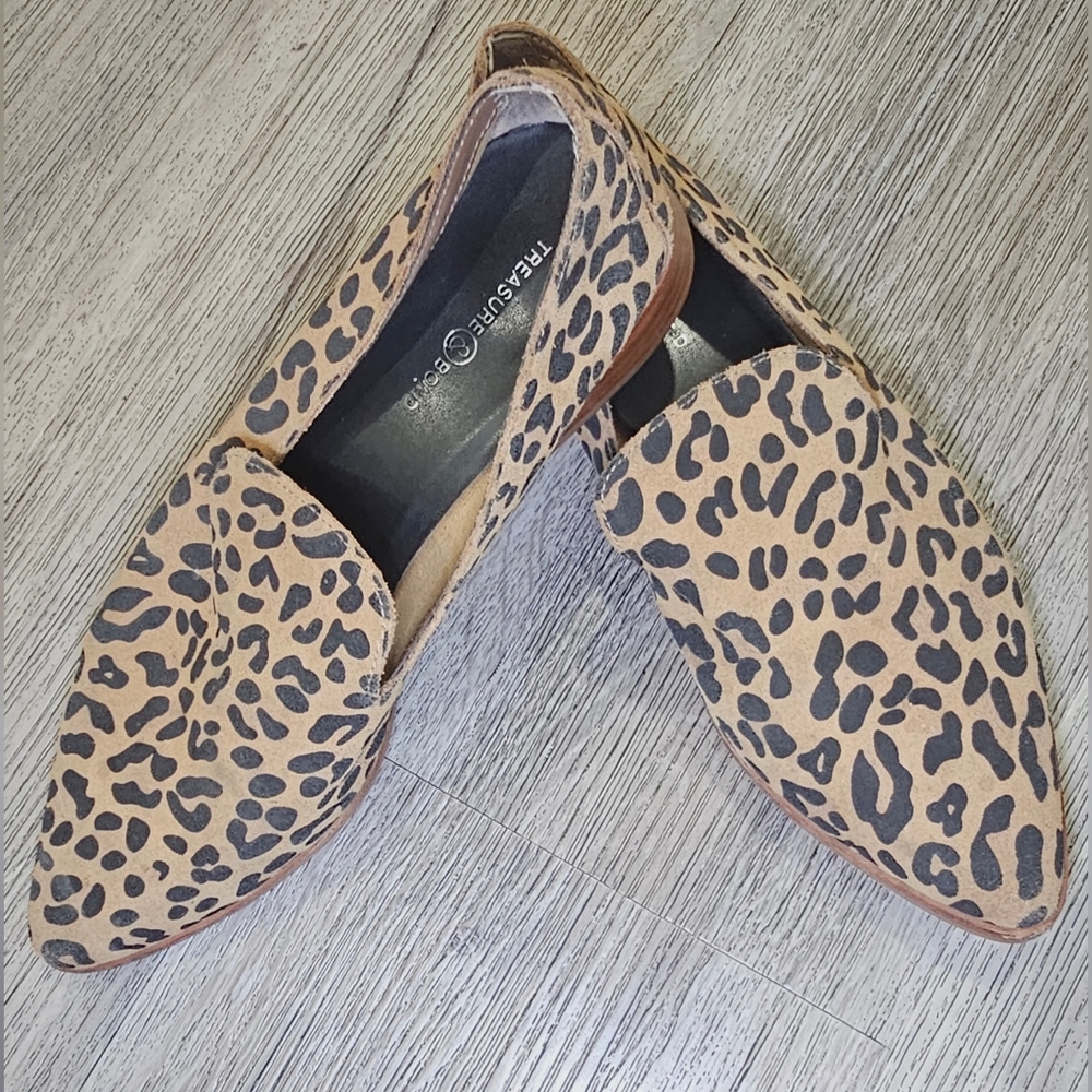 Treasure & Bond Leopard Print Women's Loafers